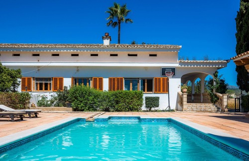 Sa Pobla Villa | Casa rural 'Son Valentí' con vistas a la montaña, Wi-Fi y aire acondicionado