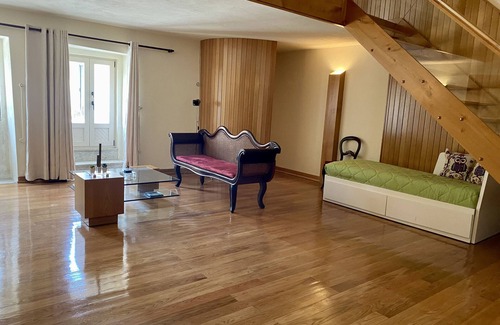 Vila Flor Casa | Casa rural 'Suite Familiar Deluxe' con vistas a la montaña, terraza compartida y Wi-Fi