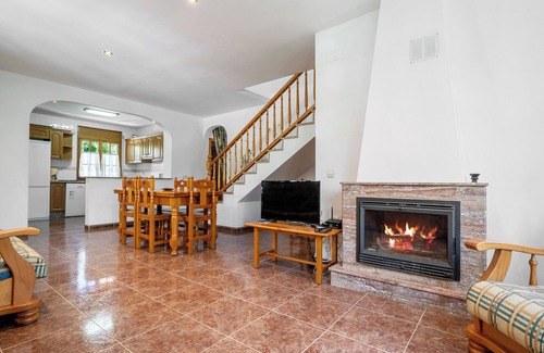 Les Tres Cales Villa | Casa de campo "Vila Tres Cales" con vistas a la montaña, piscina privada y Wi-Fi