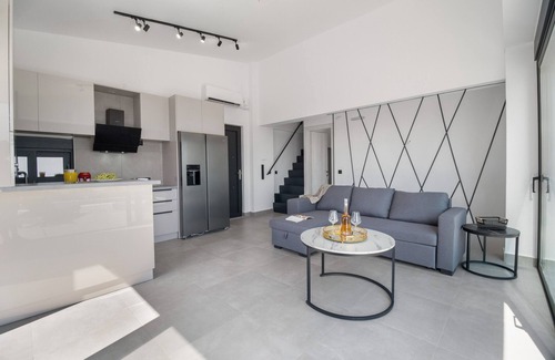 Kavallos Villa | Casa rural 'Villa Anastasia' con vistas al mar, Wi-Fi y aire acondicionado