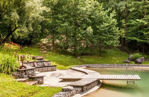 Kraljevec Sesvetski Casa | Country house with a pool in Medvednica Nature Park