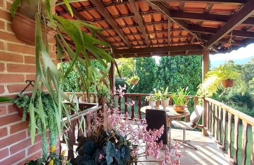 Joanopolis Casa | Country house, with beautiful garden and private pool.