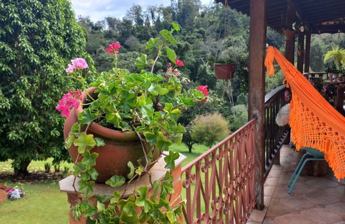 Joanopolis Casa | Country house, with beautiful garden and private pool.