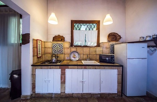 Citta del Mare Cabaña | Country house with communal pool sea view
