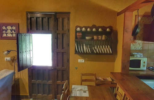 Galaroza Casa | CASA RURAL CON JACUZZI - LA VIRIÑUELA