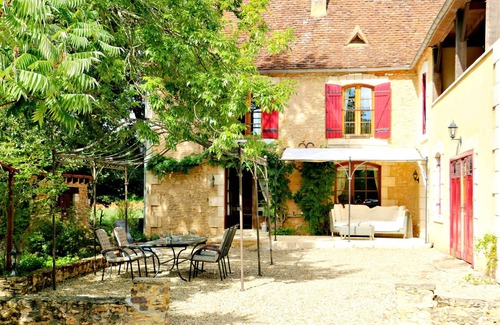 La Fagette Casa | Casa de campo con piscina privada en una amplia parcela verde con mucha privacidad