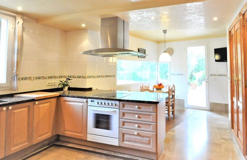 Bunyola Villa | Villa con piscina y pista de tenis privada ideal para familias. - WiFi Gratis