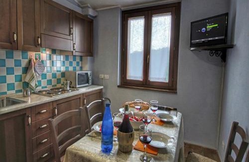 Bettona Casa | Country House with swimming pool and garden with Mediterranean plants