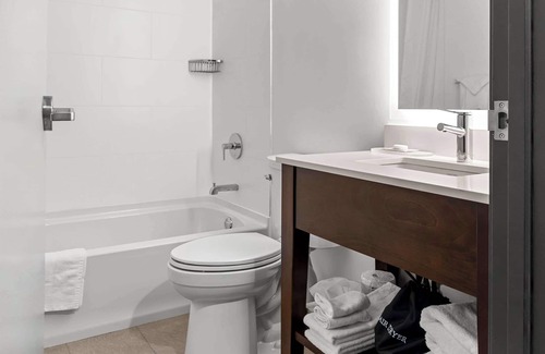 Winnipeg Hotel | Country Inn & Suites by Radisson, Winnipeg, MB
