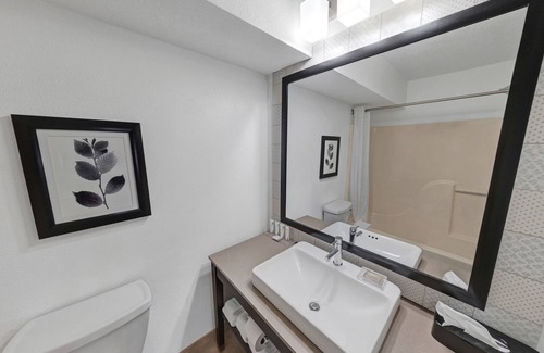 Fargo Hotel | Country Inn & Suites by Radisson, Fargo, ND