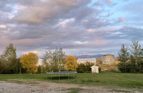 Belt Casa | Country living! Minutes from excellent skiing, hiking, hunting, and fishing!