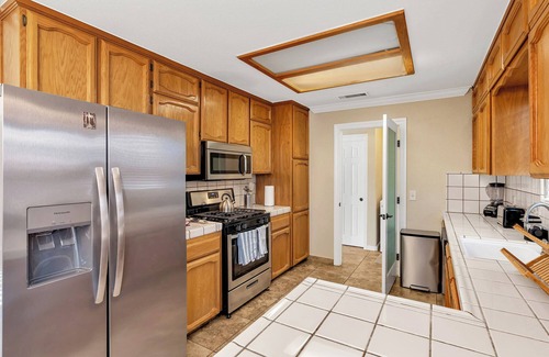 Hanford Casa | Country Living Retreat | Major cities