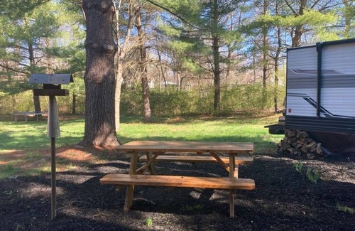 Villa Ridge Casa | Country Living RV near Six Flags!