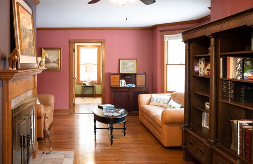 Warrenville Casa | Country Living