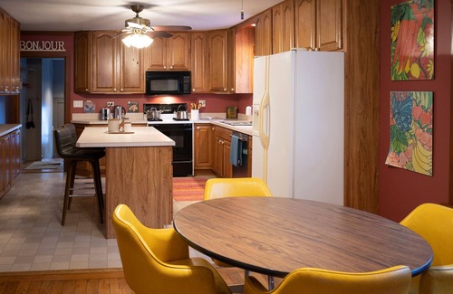 Warrenville Casa | Country Living