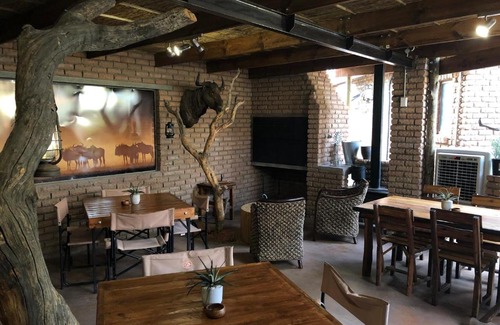 Upington Cabina | Country Lodge