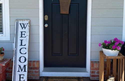 Sheridan Cama Y Desayuno | Country loft just 6 miles from historic Sheridan!