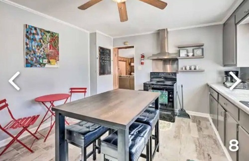 Pine Bluff Casa | Country-Lux Stay & Play Spacious, Cozy Retreat--Experience True Comfort and Joy