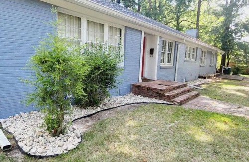 Pine Bluff Casa | Country-Lux Stay & Play Spacious, Cozy Retreat--Experience True Comfort and Joy