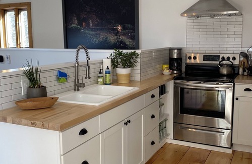 Staatsburg Apartamento | Country Modern Bungalow on 16 acres in the Hudson Valley