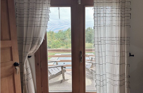 Staatsburg Apartamento | Country Modern Bungalow on 16 acres in the Hudson Valley