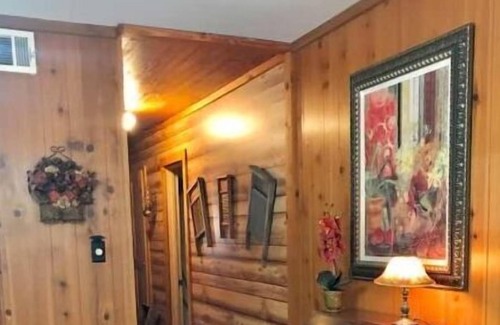 Millbrook Cabina | Country Oaks