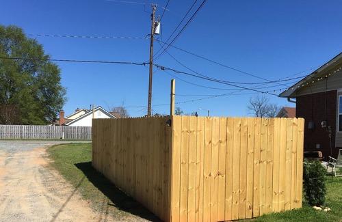 Prosperity Church Road Casa | Country Oasis in Charlotte - Relax in Charlotte !