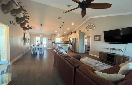 Grant-Valkaria Casa | Country on the Coast! 3 BR 2 bath
