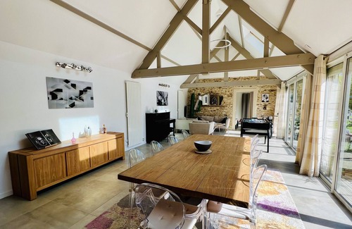 Emance Casa | Country property 50 minutes from Paris -SPA-Brasero-Fibre-Billard-Baby Foot