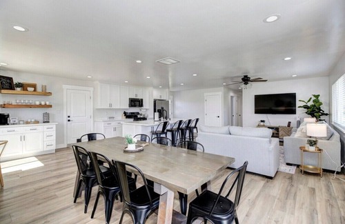 Loomis Casa | Country Property, W&D, Open Concept, Pet Friendly