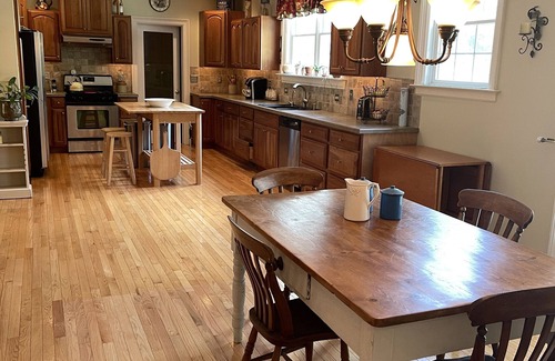 Millsboro Cama Y Desayuno | Country Quiet 3 Bedroom 2 Bath Tranquil Space!