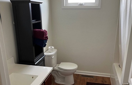 Tefft Casa | Country Quiet - Close to Amenities