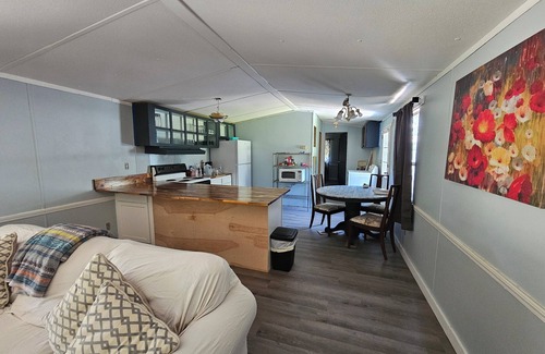 Orangeburg County Casa | Country Resting Spot just off I95. 12 miles west on hwy 6.