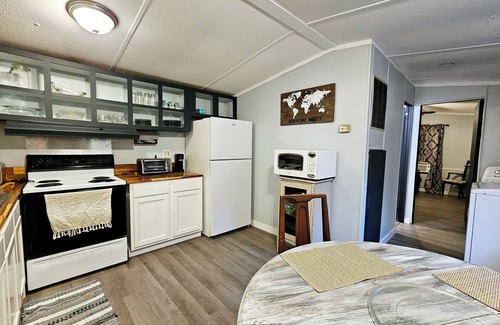 Orangeburg County Casa | Country Resting Spot just off I95. 12 miles west on hwy 6.