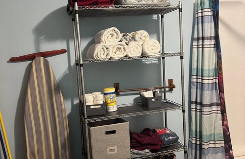 Mississippi Gulf Coast Apartamento | Country retreat, fully furnished, easy access, pet friendly apartment.