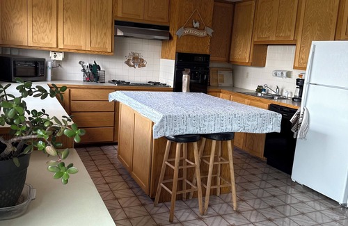 Lyon County Casa | Country Road Getaway