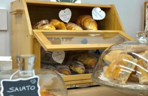 Medicina Cama Y Desayuno | Country Rooms Medicina B&B - Free Breakfast - Air Conditioning - WiFi