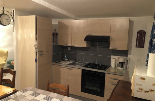 Notre-Dame-de-Cenilly Apartamento | Country studio