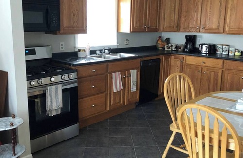 Leroy Apartamento | Country vibe at Pomme Place - 3 bedroom apartment