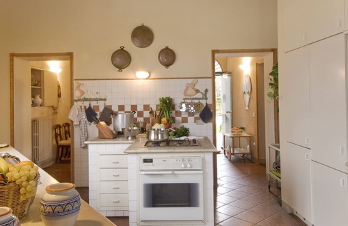 Bornato Villa | Villa de campo en Franciacorta - 1000m² con piscina y jardín. Lago Iseo