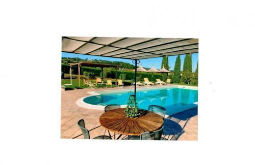 Acqua Loreto Villa | COUNTRY VILLA WITH BREATHTAKING VIEW
