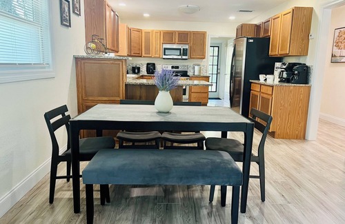 Micanopy Casa | Country Welcome- Located near Gainesville, FL
