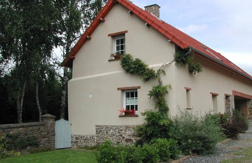 Saint-Jean-de-Savigny Cabaña | Casa familiar con jardín, chimenea y Wifi en tranquilo entorno rural