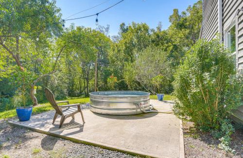 Louisa Casa | Countryside Barndominium in Virginia with Patio