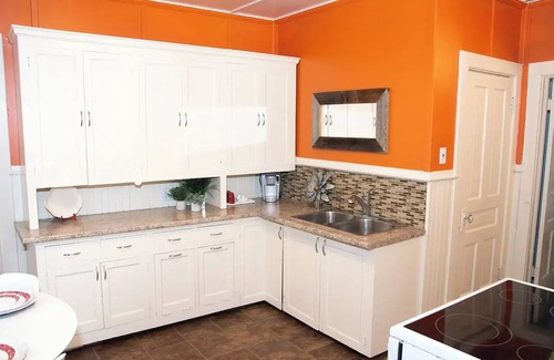 Smooth Rock Falls Casa | Countryside Comfortable and Stunning Spacious House