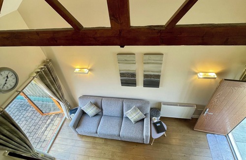 Selby Cabaña | Countryside cosy cottage on working arable farm