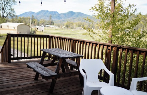 Middletown Cabaña | Countryside Cottage