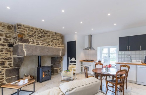 Bourguenolles Cabaña | Casa rural acogedora con jardín privado, cerca de Granville y Mont St-Michel