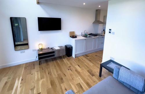 St Albans Apartamento | Countryside retreat with stunning views!