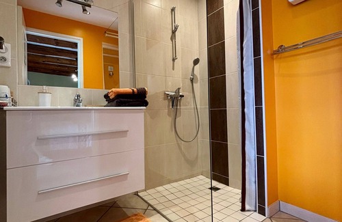 Seneujols Cama Y Desayuno | Casa rural cerca del Puy-en-Velay, en plena naturaleza y próximo a St. Jacques de Compostelle